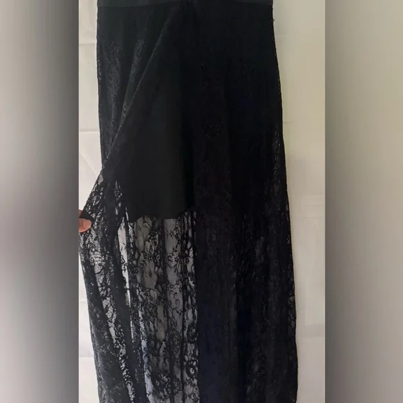 Windsor Women’s Black Lace High Low Dress, Medium. Pre-Owned Good - Picture 7 of 12